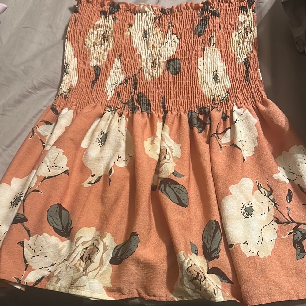SHEIN Peach Floral Smocked Tank Top